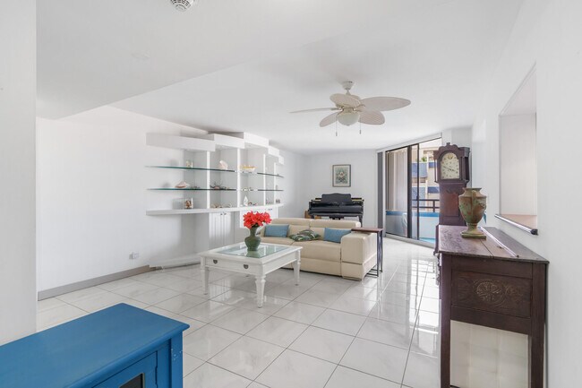 Building Photo - 3555 S Ocean Blvd
