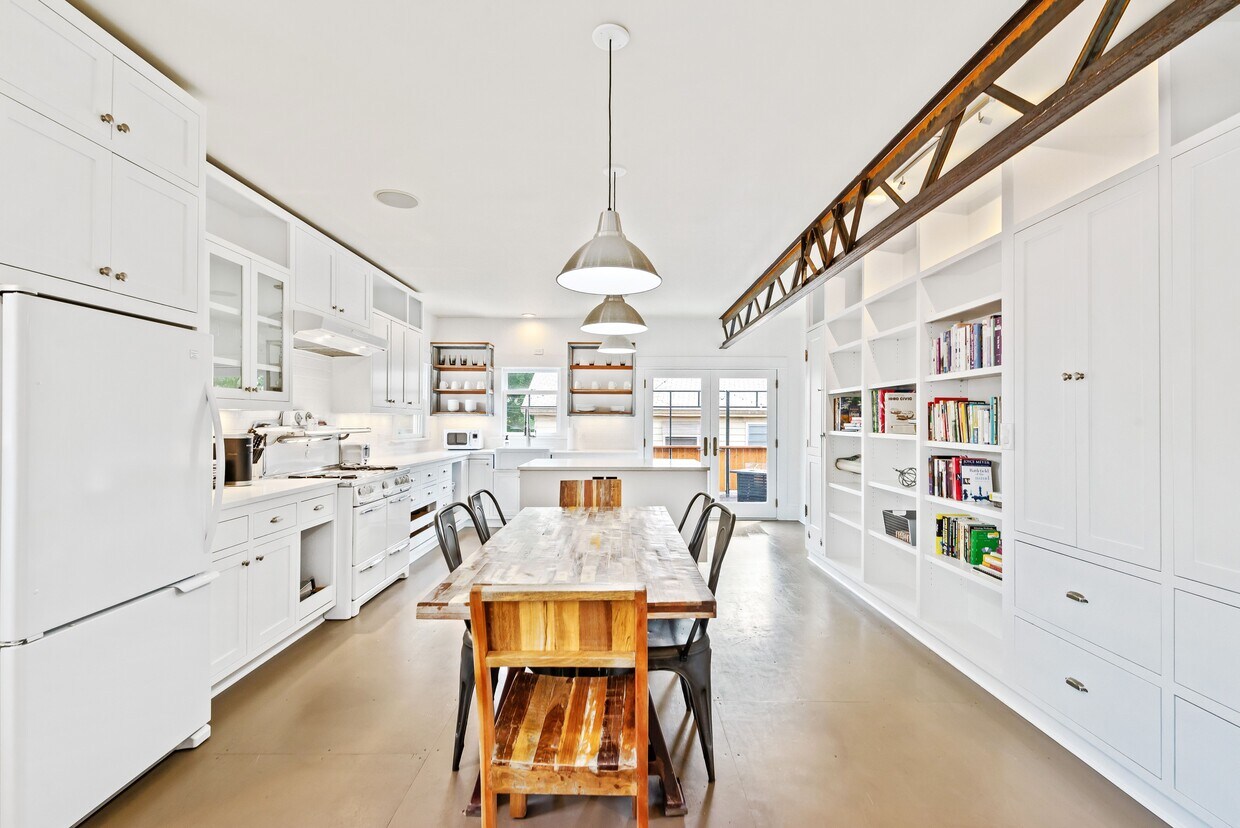 Foto principal - 1448 NE 28th Ave