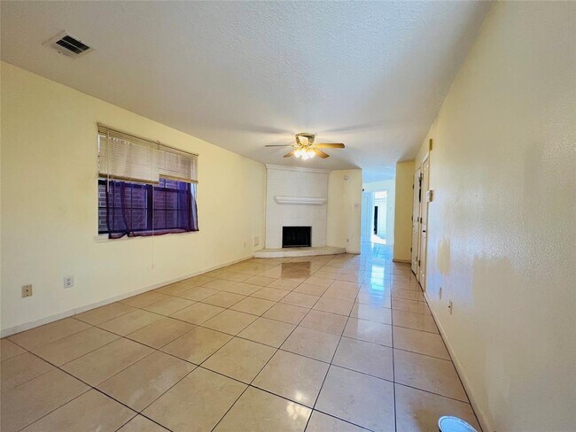 Foto del edificio - 8631 Mapletwist St