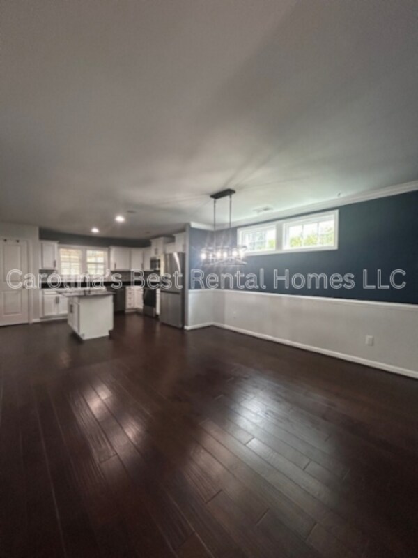 Foto del edificio - 148 Mariscat Pl