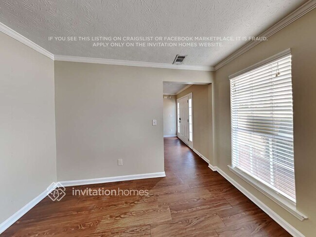 Foto del edificio - 665 Cranberry Ct