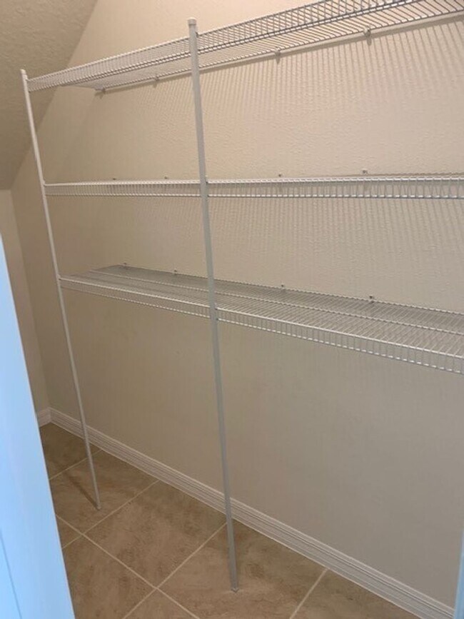 Building Photo - 3/2.5 Townhouse in Kindred for Rent