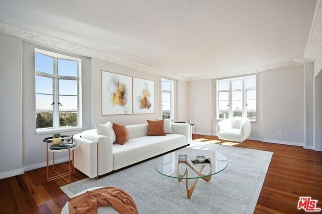 Photo - 1314 Hayworth Ave Apartment