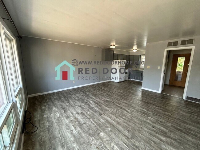 Foto del edificio - 1121 5th Ave S