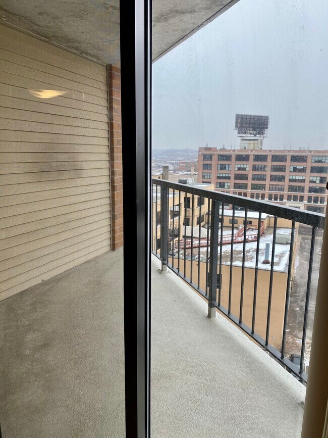 Private balcony with city views - 78 10th St E