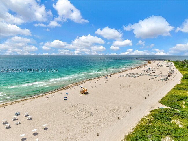 Building Photo - 345 Ocean 623