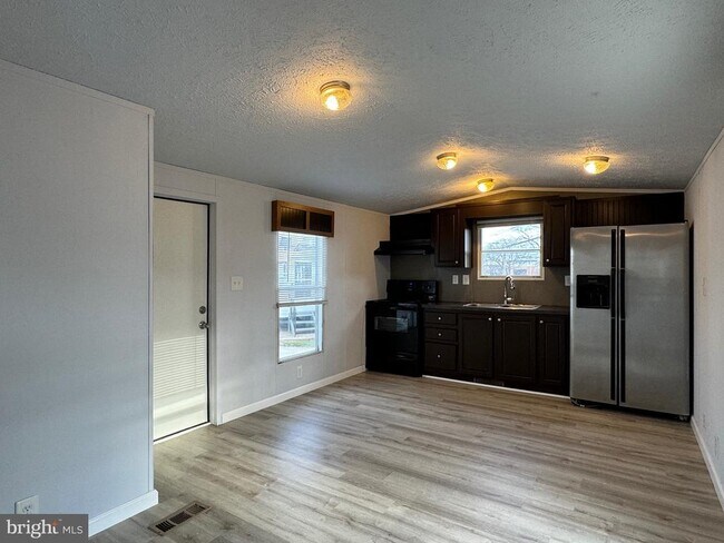 Foto del edificio - 2950 Concord Rd