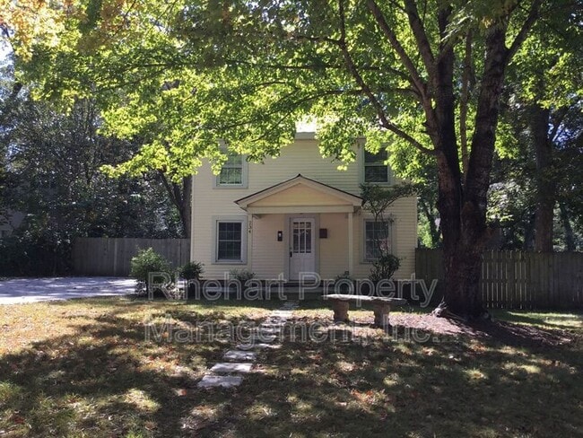 Building Photo - 234 Herndon Ave