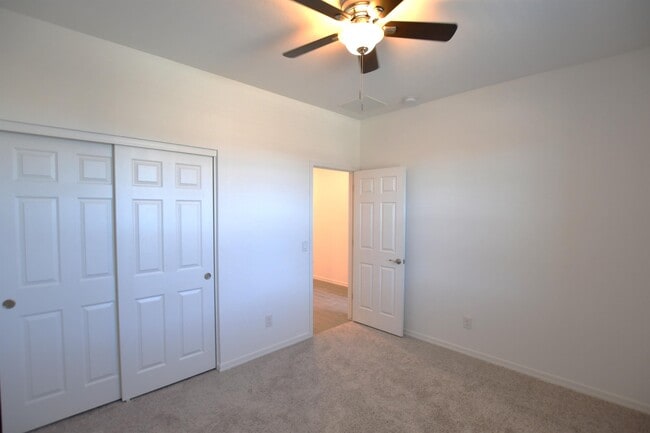 Foto del edificio - 37584 N Singletree Dr