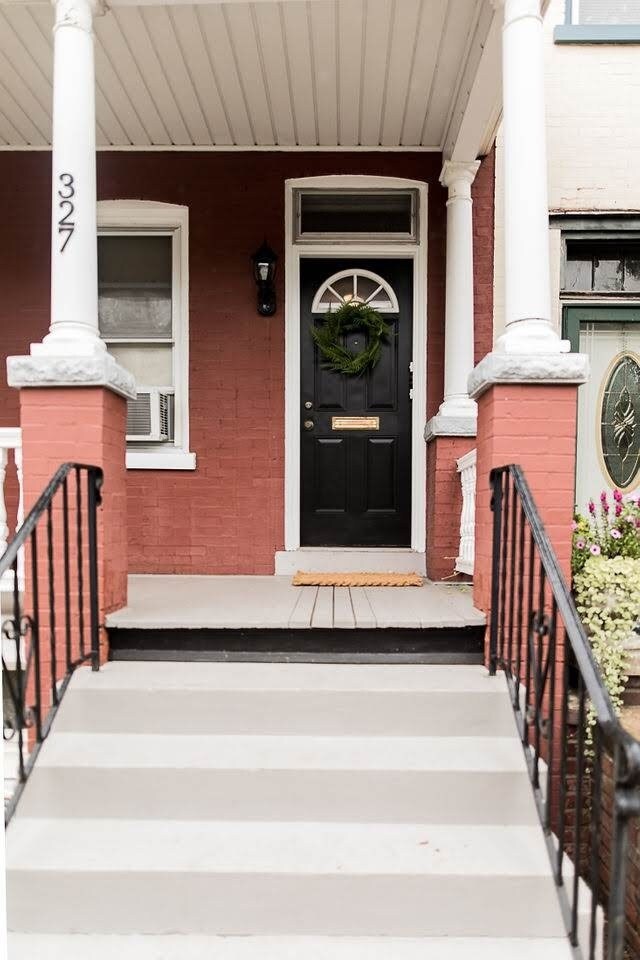 Foto del edificio - 327 N Charlotte St