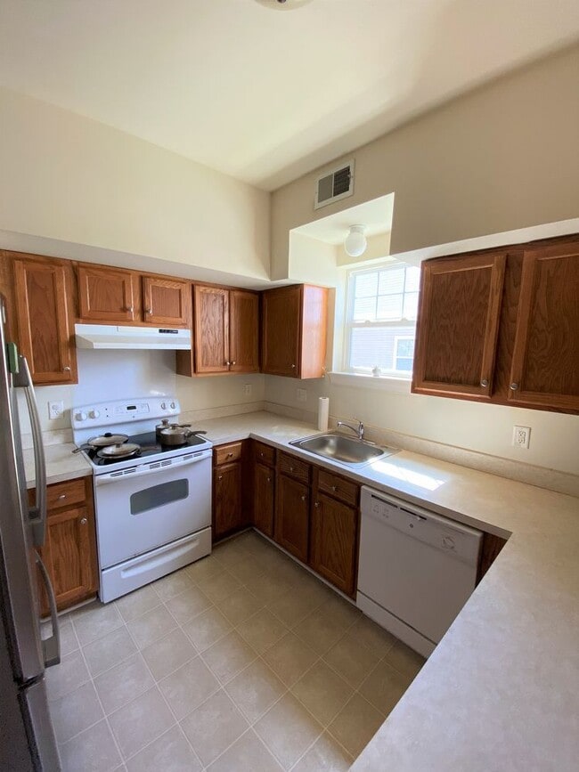 Building Photo - 1104 Culhane St