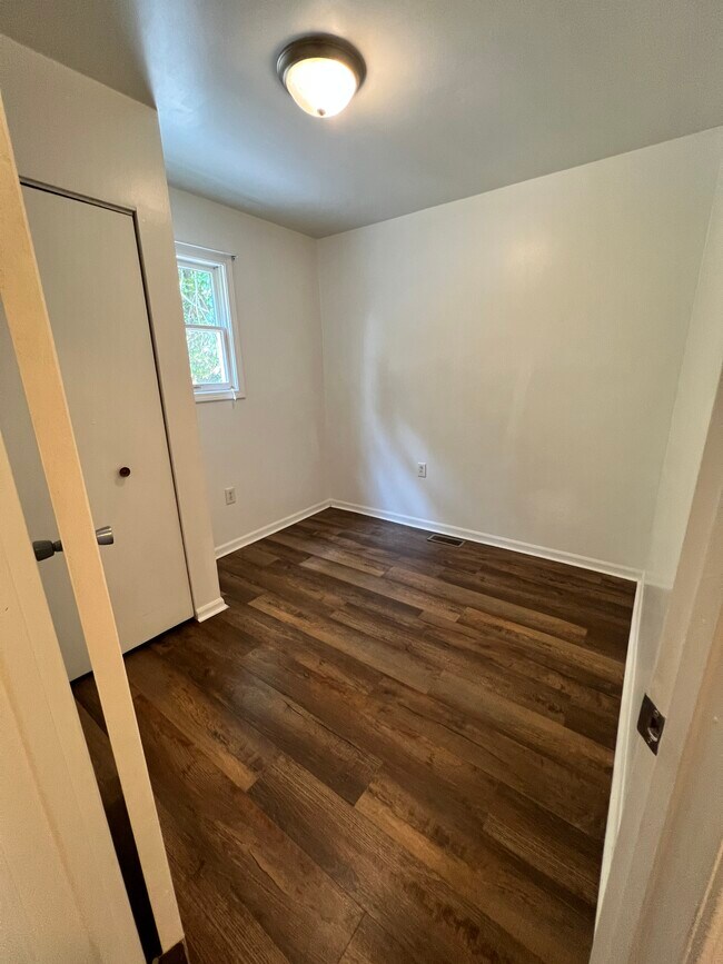 1845 E Hickory Rd, Battle Creek, MI 49017 House for Rent in Battle