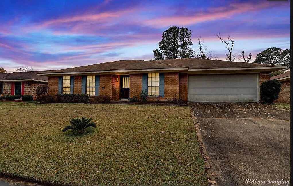 6309 Kenwood Ln, Shreveport, LA 71119 House Rental in Shreveport, LA