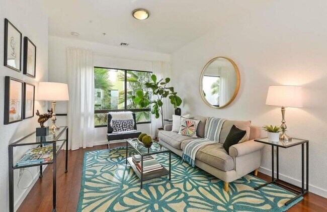 Foto del edificio - 802 Zephyr Dr