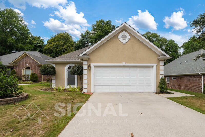 Primary Photo - 836 Greystone Highlands Dr