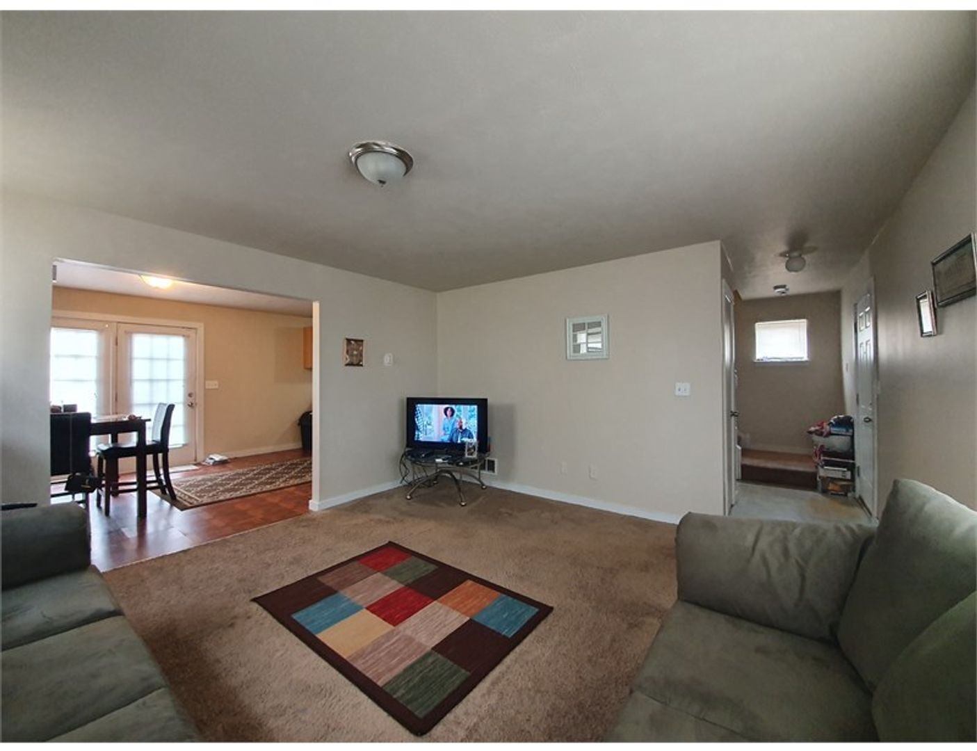 16515 Lipton Ave Cleveland, OH 44128 – photo 1