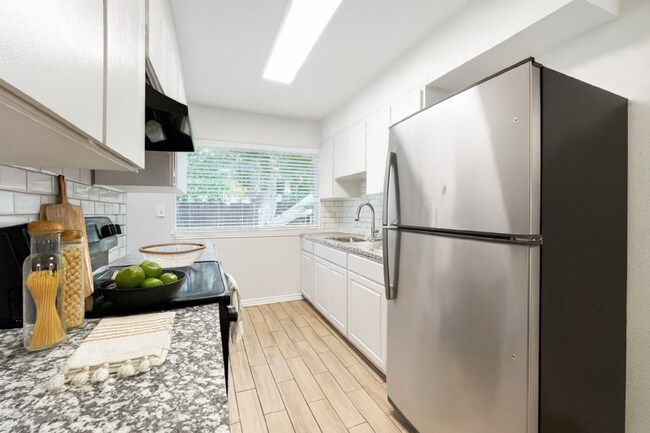 Foto del edificio - 1509 Quail Dr