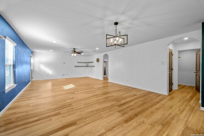 Foto del edificio - 7319 Turnbow