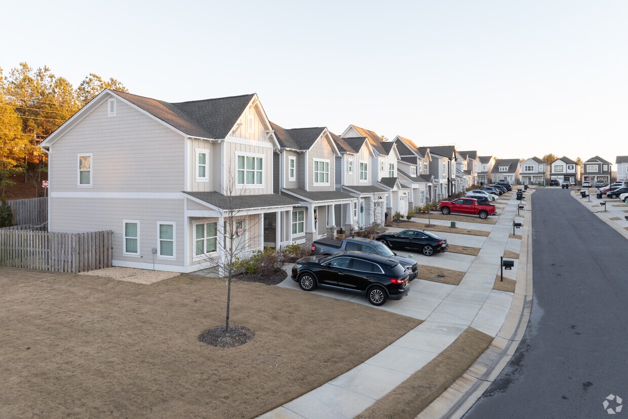 Building Photo - Huntley Park Townhomes