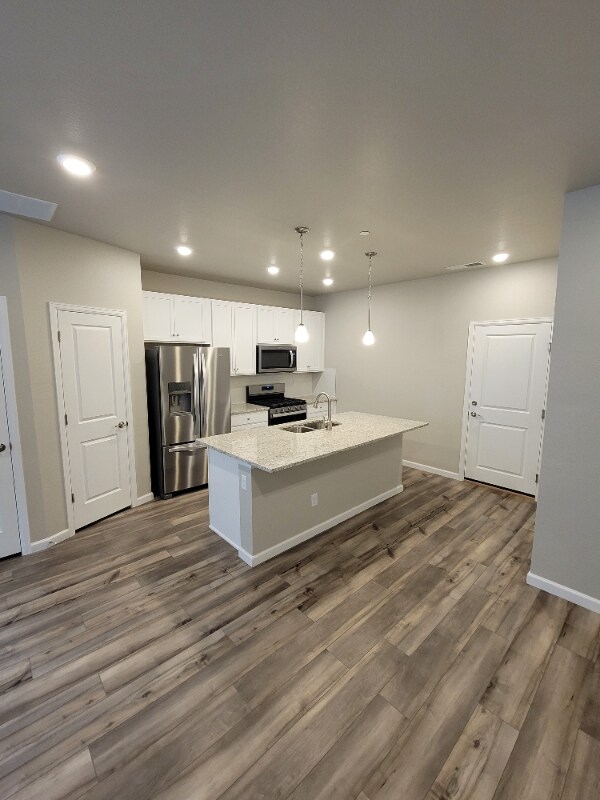 Foto del edificio - 463 Millwall Cir