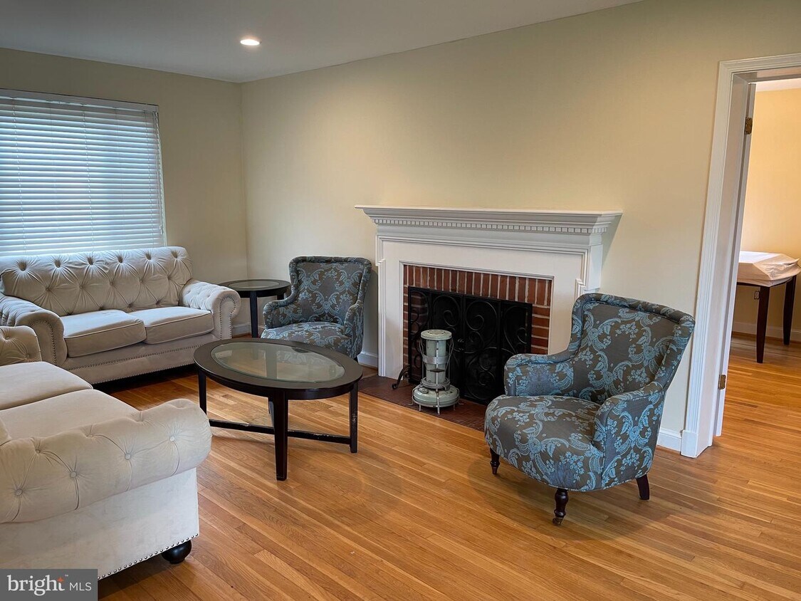 Primary Photo - 5601 Wyngate Dr
