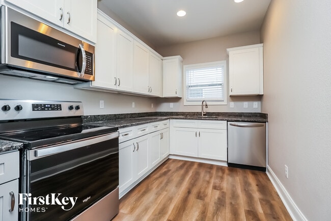 Building Photo - 1238 Catawba Way