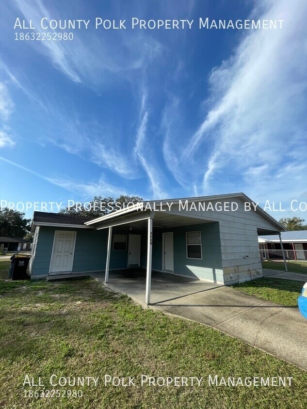 Primary Photo - Great 2 Bedroom Duplex in North Lakeland!