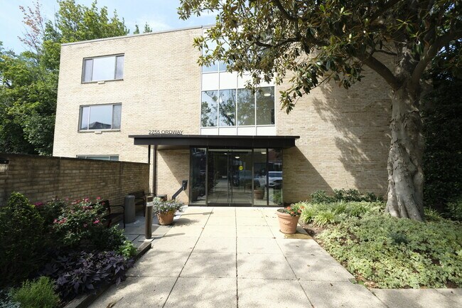 Building Photo - 2755 Ordway St NW