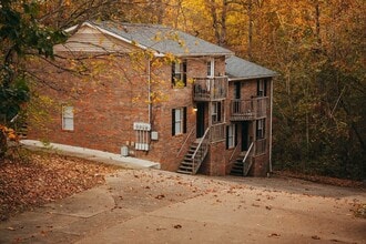 Building Photo - 470 Martha Ln