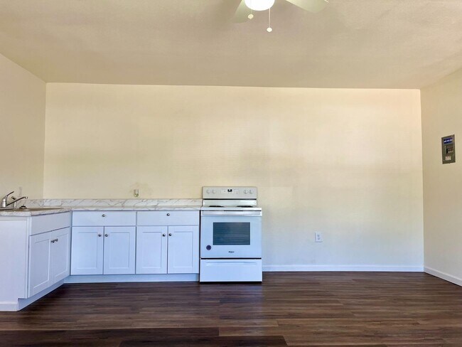 Building Photo - 2201 28th St