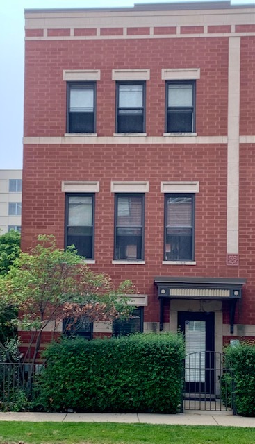 Primary Photo - 1000 N Crosby St