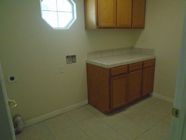 Building Photo - 3539 Pine Meadow Dr