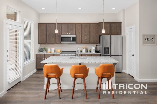 Foto del edificio - 3031 Whitetail Ln