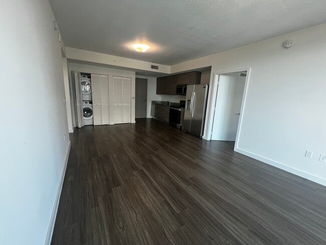 Foto del edificio - 1344 NE Miami Ct