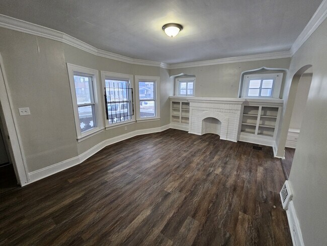 Foto del edificio - 3378 E 134th St