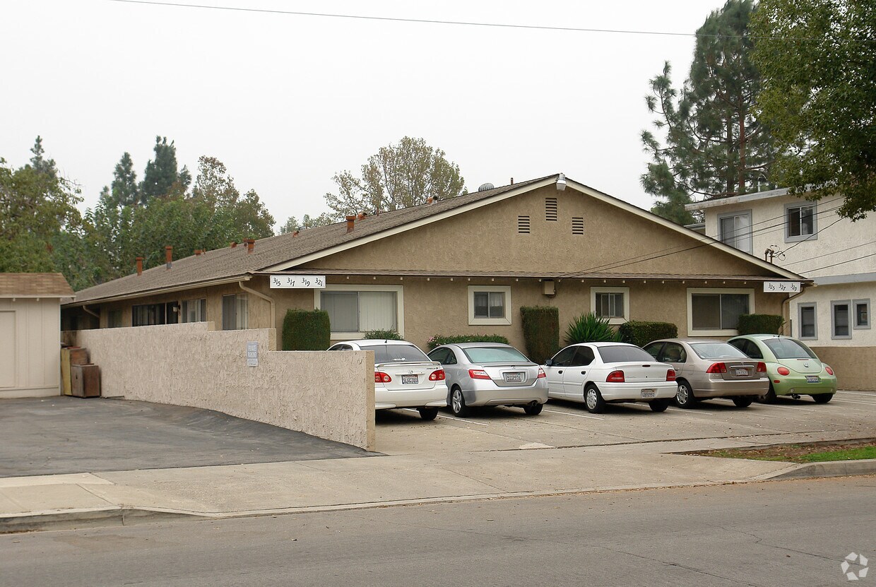 Primary Photo - 315-329 S Olive St