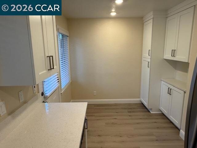 Foto del edificio - 1493 Carmel Dr