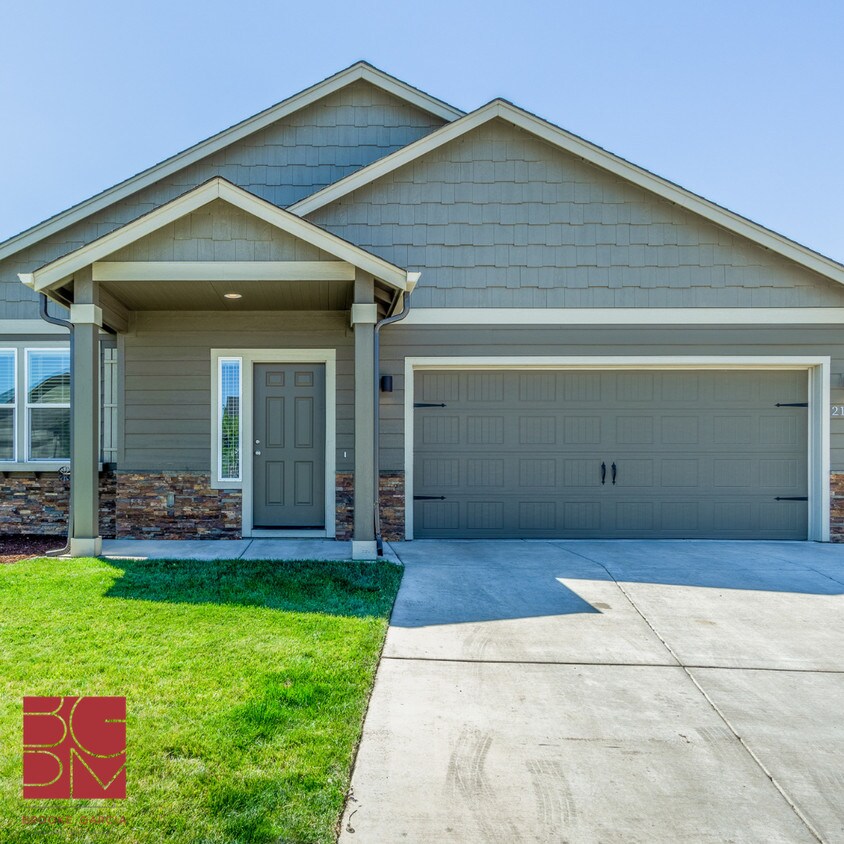 Foto principal - 21335 Northeast Eagle Crossing Avenue