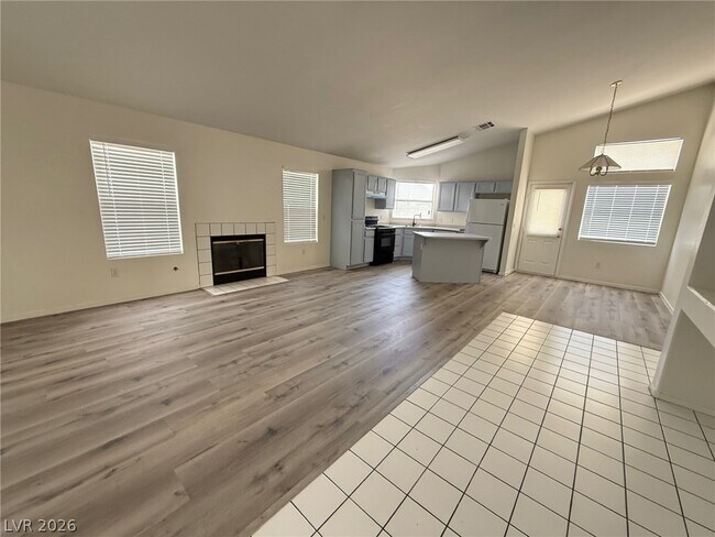 Foto del edificio - 5438 Morning Swim Ln