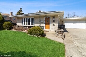 Building Photo - 4530 Butterfield Rd