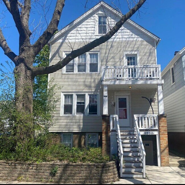 Foto del edificio - 2562 N Bremen St