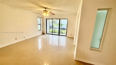 Building Photo - 3664 Alder Dr
