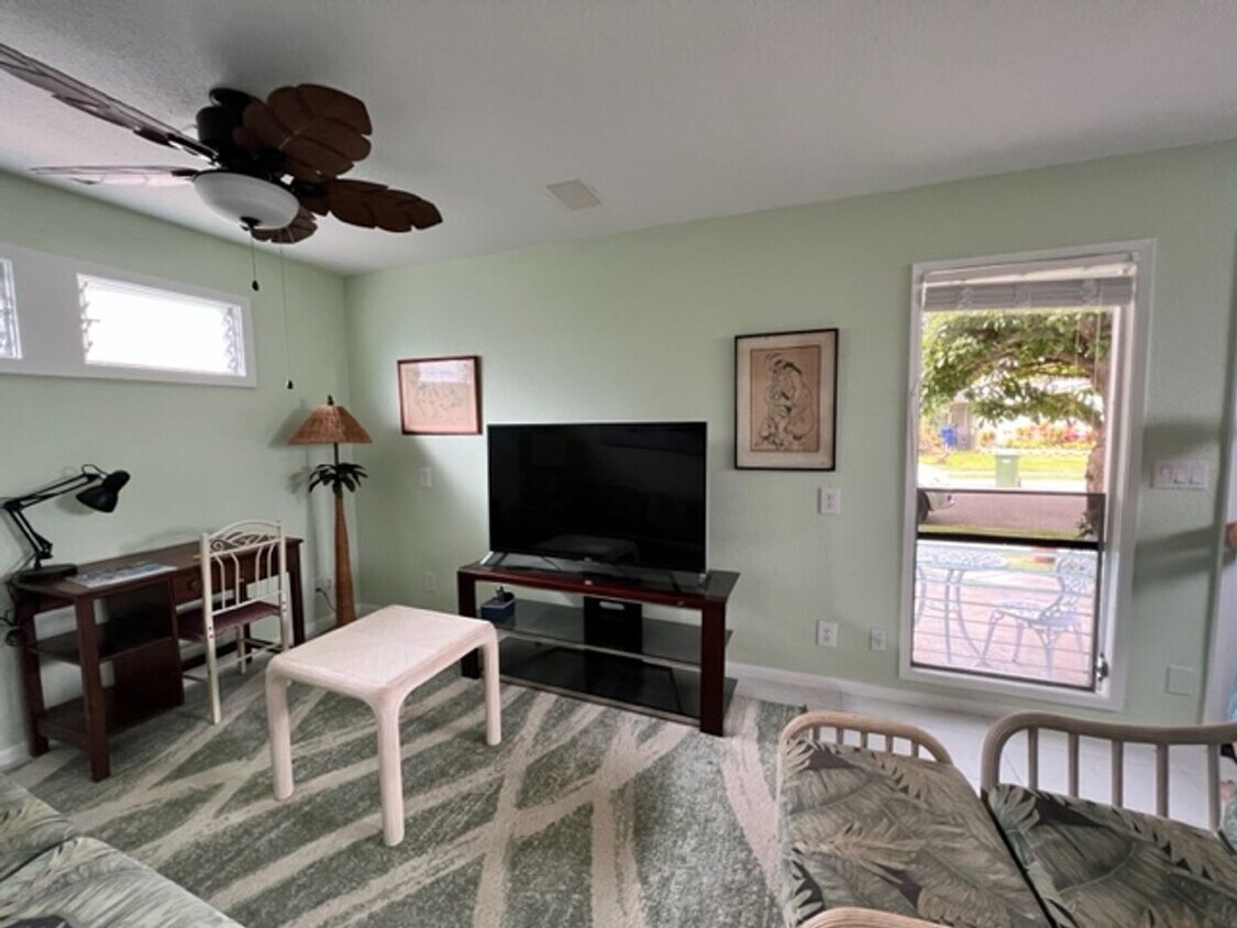 529 Paokano Loop Unit One Bedroom, Kailua, HI 96734 Room for Rent in