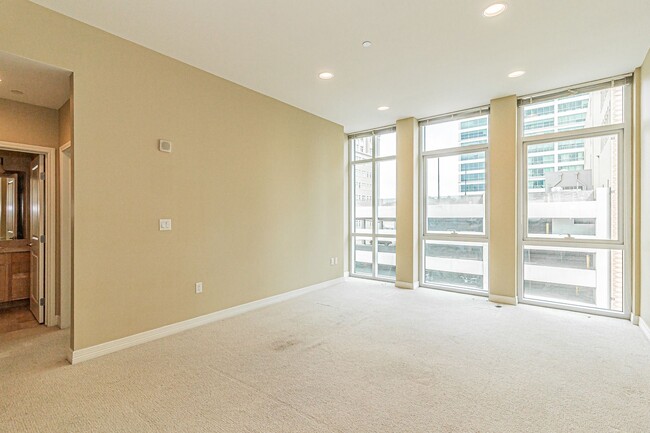 Foto del edificio - The Tower 1 Bedroom