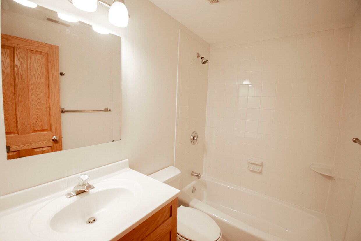 Foto principal - 2736 W Evergreen Ave