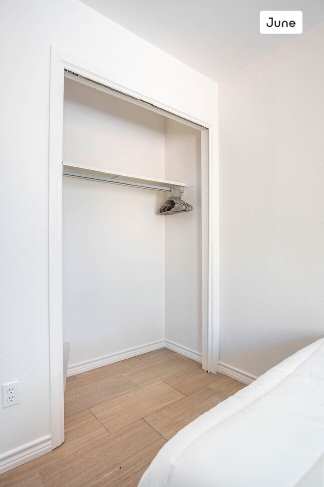 ROOM ONLY in 3-bed/2.0-bath Home photo'