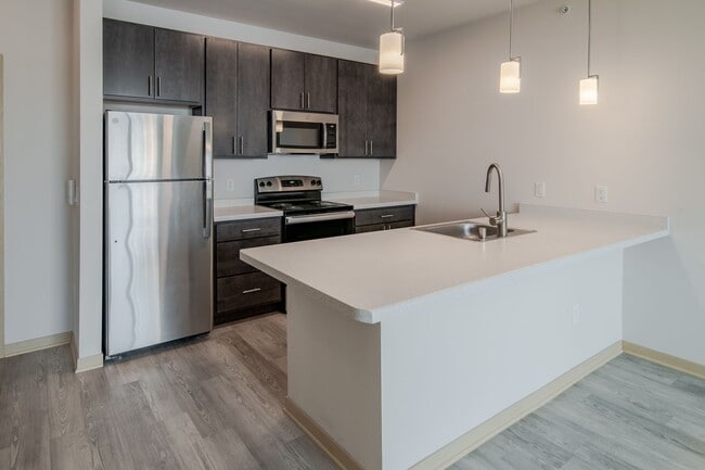 Interior Photo - Tailor Place