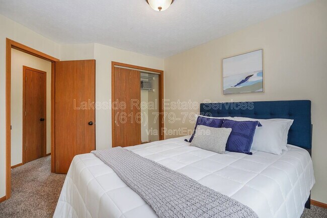 Foto del edificio - 3428 Wallace Ct SW