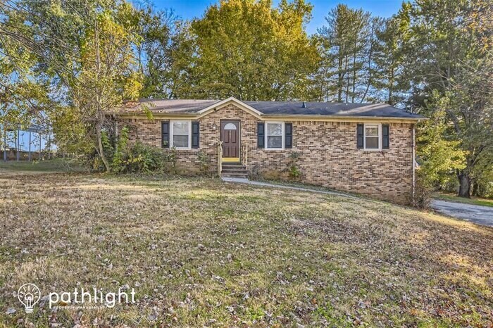Primary Photo - 103 Pikes Peak Dr, Columbia, TN, 38401