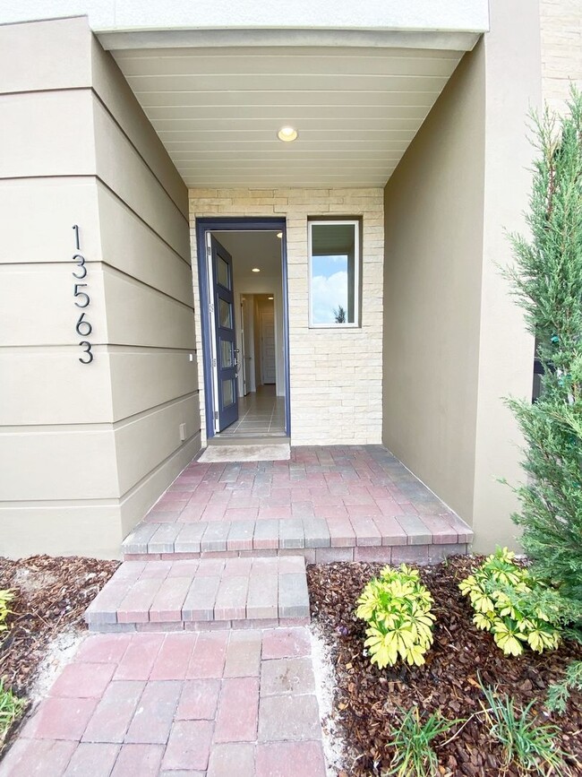 Foto del edificio - Townhouse in Lake Nona "Eagle Creek" for Rent